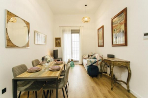 Modern with seasonal swimming pool- 1Bd 1Bth- Goyeneta
